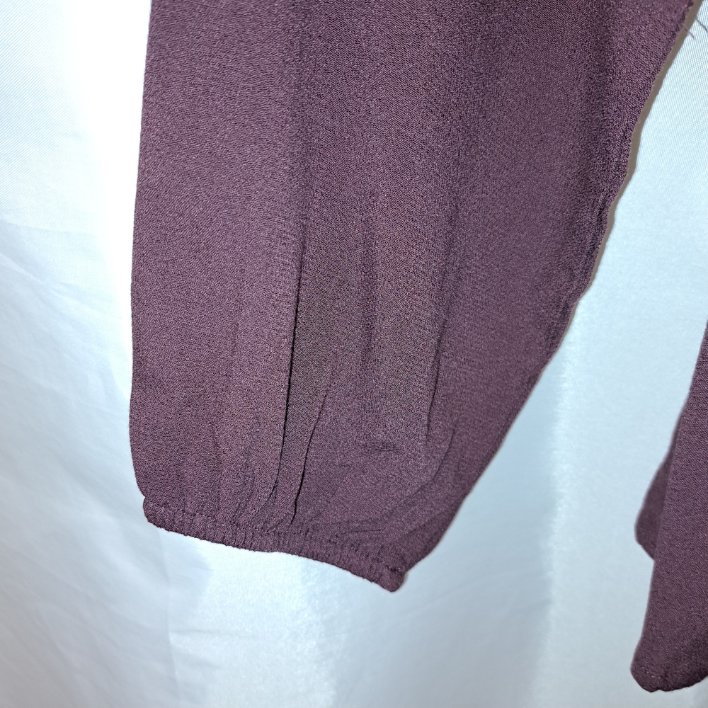 NWT Tobi Wine Color Sz M Women's Flowy High/low Blouse Rayon - Picture 10 of 11